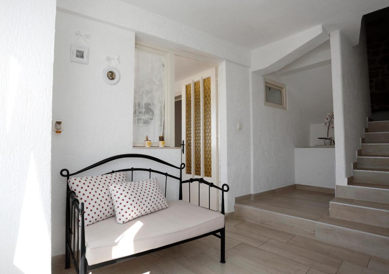 Holiday Home Miklica 克利斯 外观 照片