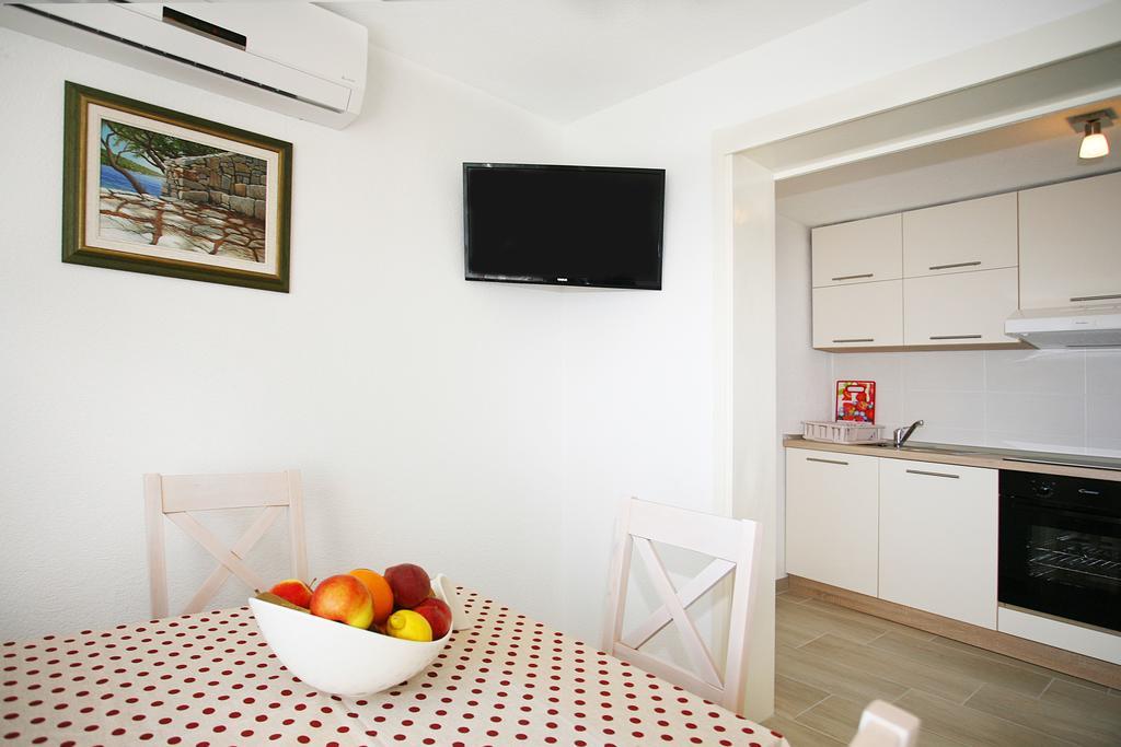 Holiday Home Miklica 克利斯 外观 照片